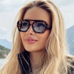 Leopard woman's sunglasses